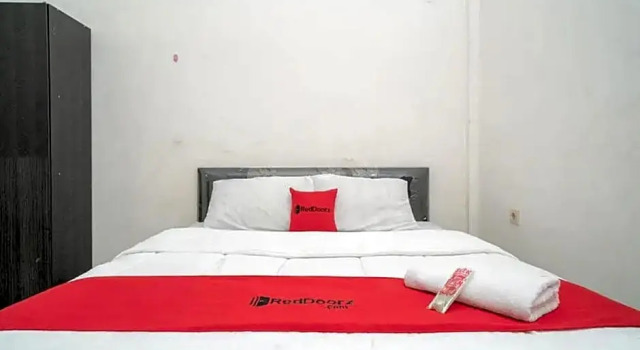 RedDoorz Syariah Near Syamsudin Noor Airport 4, Rezervovat Hotel Hotely v Kalimantan s parkováním, Parkování