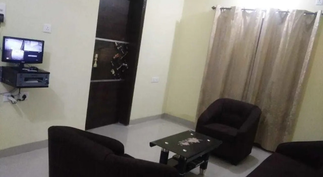 Ema Homestay