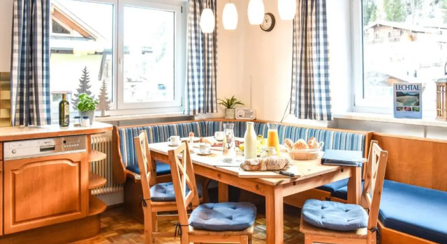 Апартаменты с 3 комнатами Haus Franzi