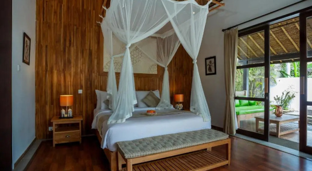 Bije Suite Villa Ubud, Rezervovat Vila Hotely v Bali se snídaní, Snídaně