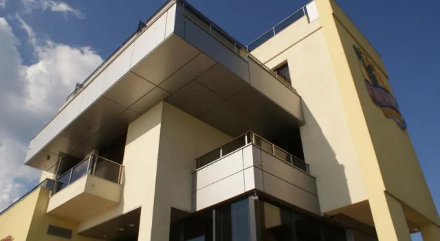 Hotel California Club by Chevalet, Prenota Hotel Constanța Constanta