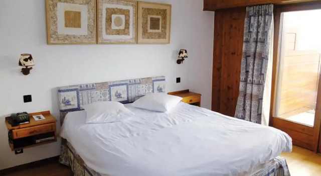 Hostellerie de l'Ardève, Book Hotel Ovronnaz Wallis