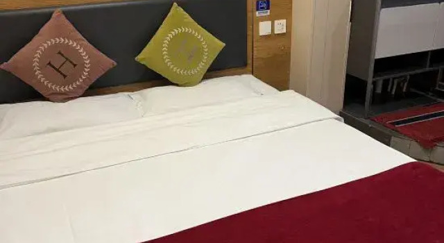 Люкс Deluxe Huolin Gol Star Hotel