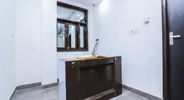OYO 22355 Hotel Istay