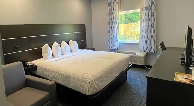 Номер Standard Days Inn by Wyndham Zachary LA