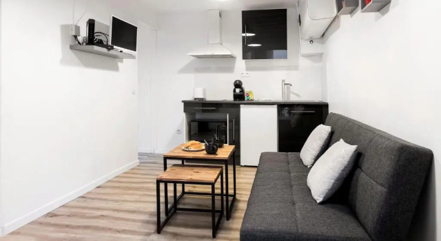 Refurbished Central Paris Flat by GuestReady, Забронировать Отель 3-й округ: Маре Париж, рядом с Станция метро Rambuteau