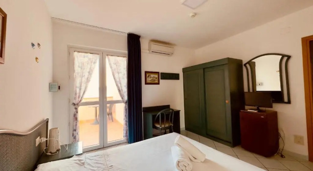Двухместный номер Standard с балконом и с видом на море Hotel Baia di Talamone