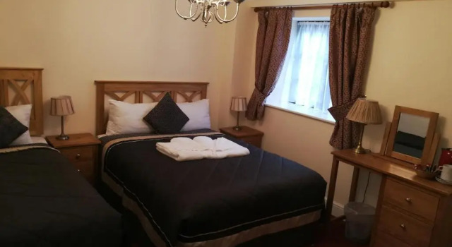Семейный номер Standard Crown Hotel Brackley