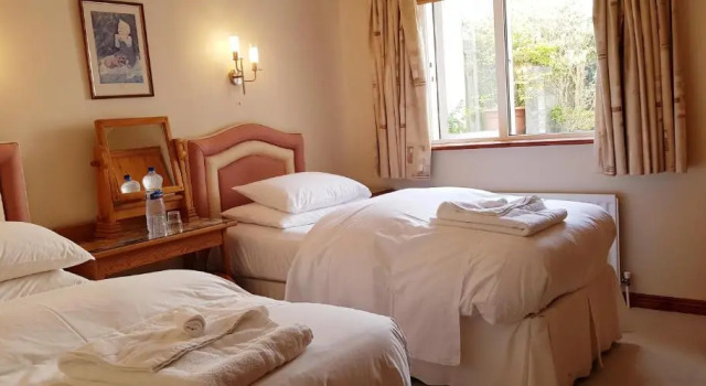 Двухместный номер Standard с видом на сад Claremount House B&B