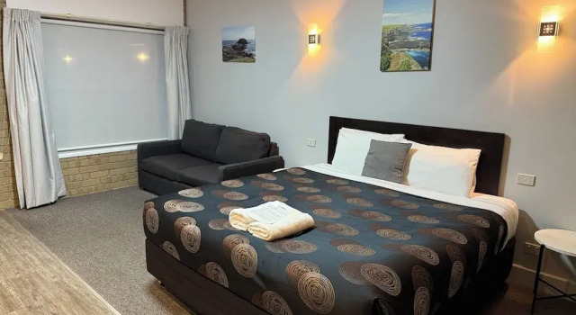 Номер Superior Tropicana Motor Inn