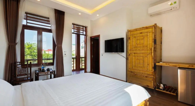 Двухместный номер Deluxe с балконом Việt Xưa Homestay