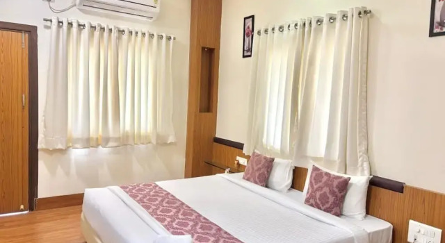 Hotel Kailas Residency Managed by Knight Hotels and Restaurants, Забронировать Отель Отели штата Махараштры 3 звезды, 3*
