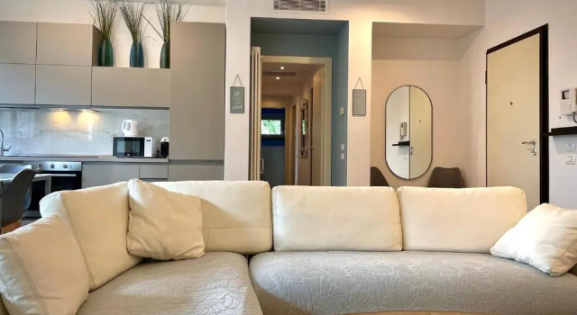 Chic Apartment - River View - Free Parking and WIFI, Buchen Sie Ferienwohnung Seriate Provinz Bergamo