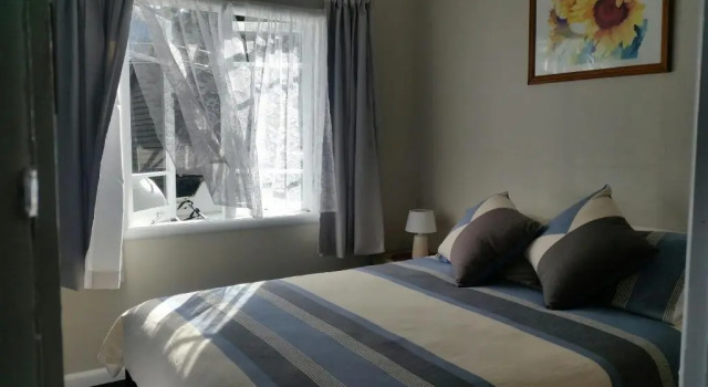Апартаменты Nana Glad's Beach Front Accommodation