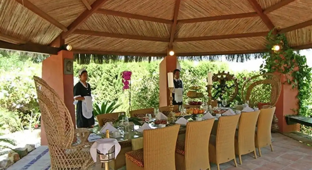 Вилла Unique Luxurious and Palacial Villa