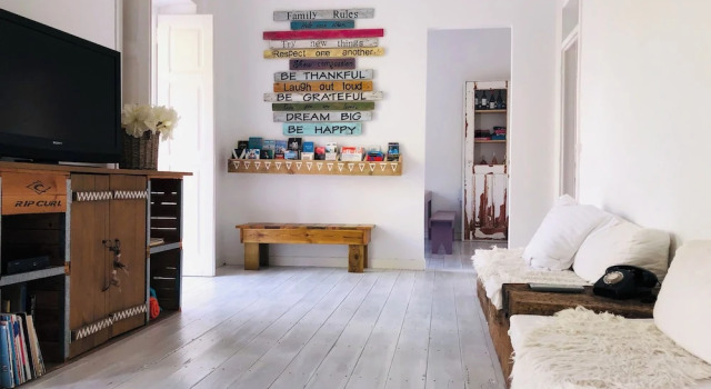 Aloha Beach House Hostel, Rezerwuj Pensjonat Hotele w Lisbon Region ze śniadaniem, Śniadanie