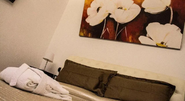Little House, Book Hotel Hoteller i Modugno med parkering, Parkering