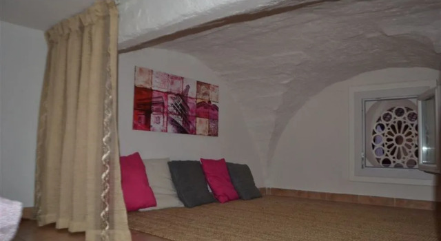B&B and Home La Piazzetta della Pioggia, Забронировать Отель Болонья провинция Болонья, рядом с Башня Гарисенда