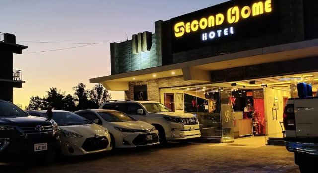 Hotel Second Home