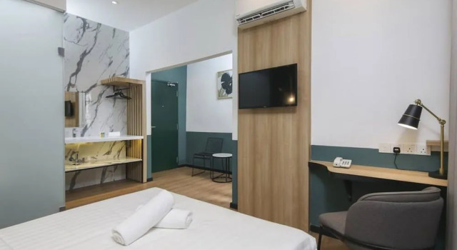 KLCC Chinatown Deluxe 2 Pax Suite