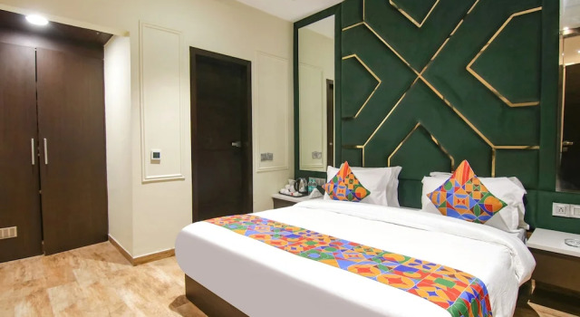 Номер Deluxe Fabhotel Prime K9 Crown