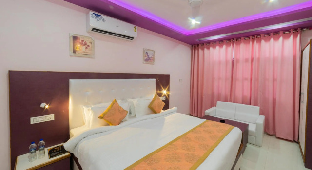 Hotel Sandal Inn, Забронировать Отель Отели штата Раджастхана с парковкой, Парковка