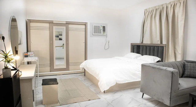 Апартаменты Luxury Comfortable Family Apt 10M Masjid Nabawi