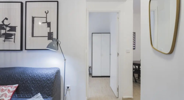 Dobo Rooms - Ronda de Segovia Apartments, Забронировать Апартаменты/квартира Апартаменты Мадрида, рядом с Asociación Española de Cooperación Europea, Апартаменты/квартира