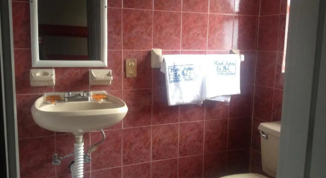 Четырёхместный номер Standard Hotel La Paz