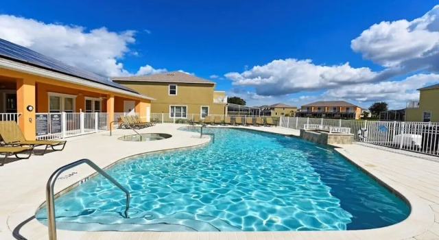 Serenity 4, Buchen Sie Hotel Hotels in Four Corners mit Pool, Schwimmbad