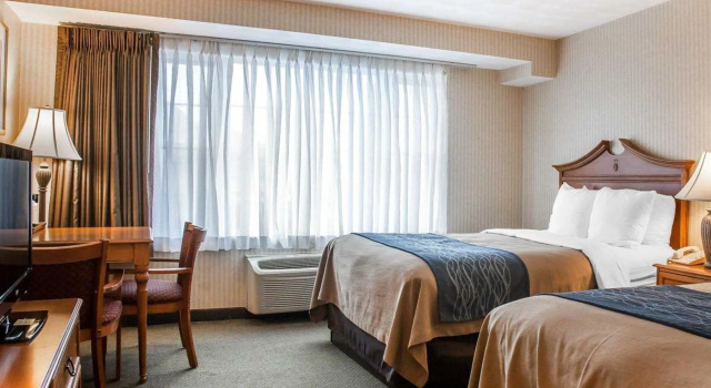 Четырёхместный номер Standard Atlantic Beach Hotel Newport