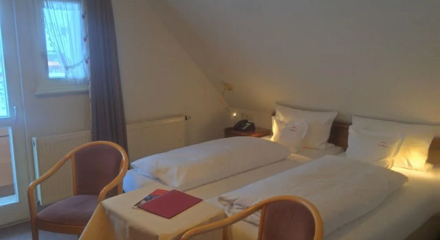 ADLERWEG 9 - das Bed and Breakfast, Reserva ahora Hotel Hoteles en Baden-Wurtemberg con aparcamiento, Aparcamiento