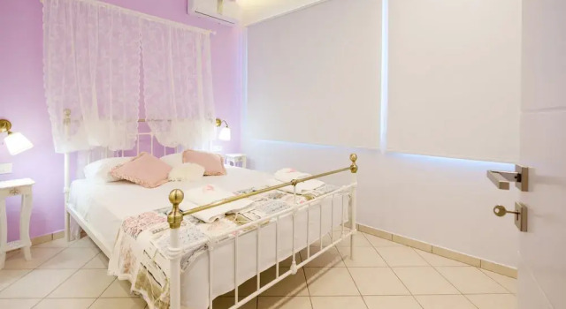 Апартаменты с 2 комнатами Cozy Home close to old Port Sea Front & Parking
