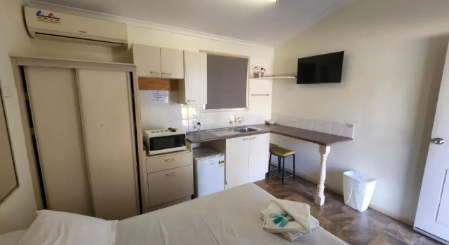 Студия Glenwood Tourist Park & Motel