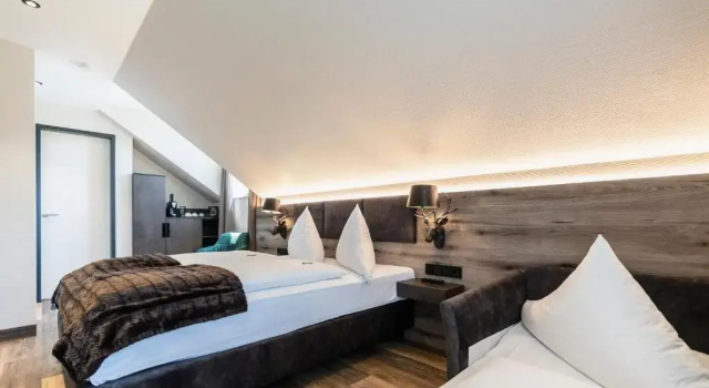 Habitación triple Business Hotel Demas München-Unterhaching