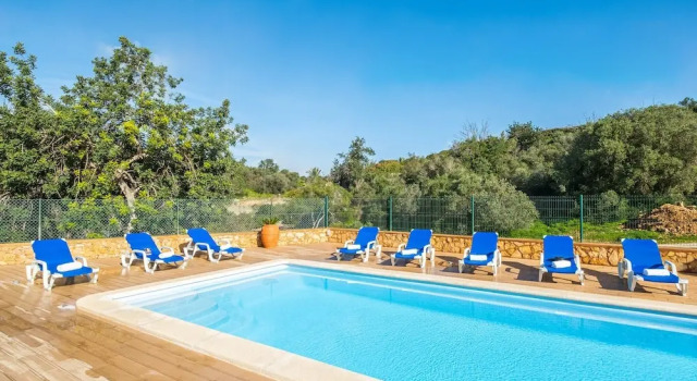 Villa Punta Cana - com piscina aquecível e conforto em Albufeira, Забронировать Вилла Отели Албуфейра 3 звезды, рядом с Municipal Museum of Archaeology, 3*