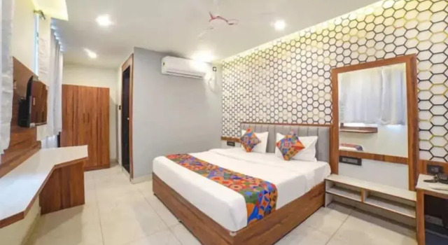 Номер Deluxe FabHotel Prime Bliss Residency