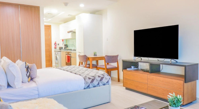 Апартаменты Standard Fully Furnished Studio in Azizi Aliyah