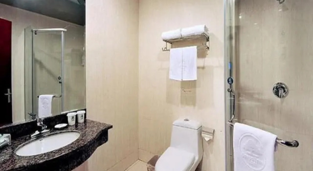 Двухместный номер Business GreenTree Inn Shaoxing Xinchang Dafou Express Hotel