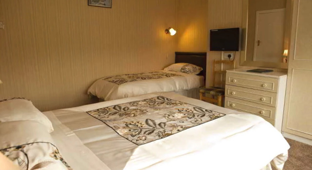 Loughkiern B&B, Boek Bed and Breakfast Dublin Dublin County
