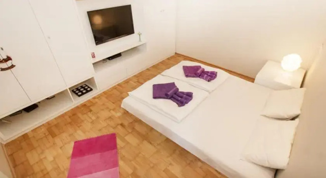 Flory Apartment