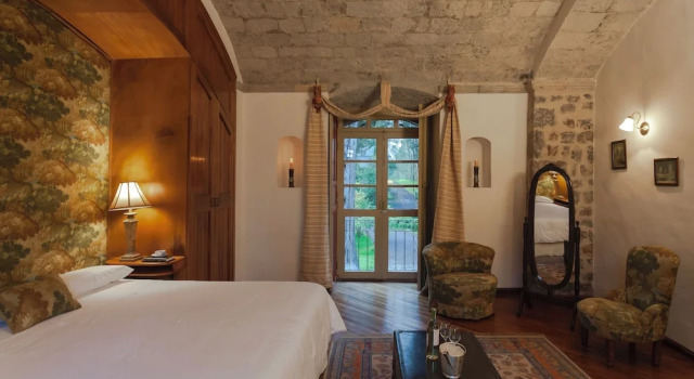 Люкс Luxury Hacienda La Cienega