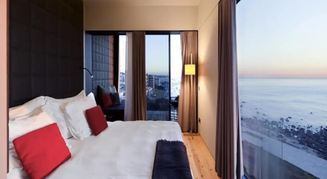 Двухместный номер Standard с видом на море Golden Tulip Porto Gaia
