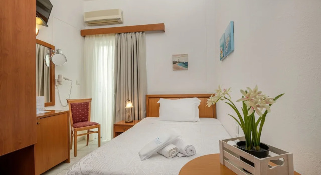 Номер Standard Grikos Hotel