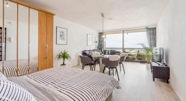 Luxueuze vakantiestudio met zeezicht en terras in Oostende