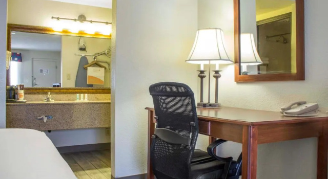 Номер Standard Quality Inn Benson I-10 Exit 304