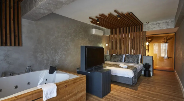 Люкс с балконом Sifne Thermal Otel