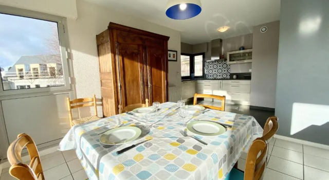 Charmant T3 Cosy a 2 Pas du Bourg Et Des Plages, Rezerwuj Hotel Larmor-Plage 