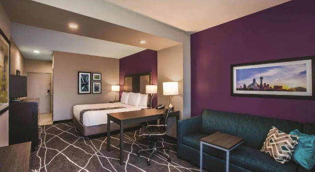 Двухместный номер Executive La Quinta by Wyndham Dallas Northeast-Arboretum
