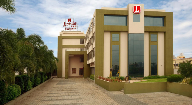 Lords Inn Somnath, Book Hotel Hotels in Gujarat with a Pool, Swimming Pool